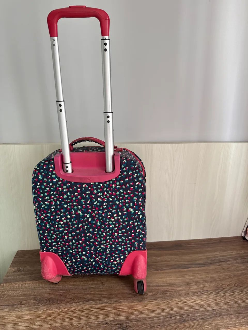 Mochila com rodinhas da kliping - Foto 3