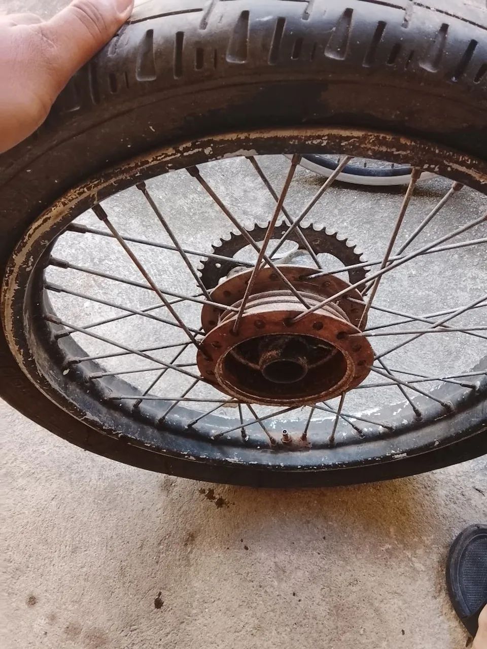 Vendo roda pneus conservado - Foto 2