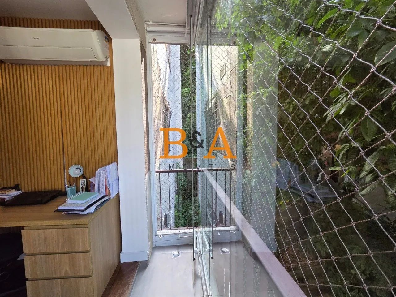 HUMAITÁ - QUARTO E SALA REFORMADO COM VARANDA E INFRAESTRUTURA COMPLETA - Foto 5