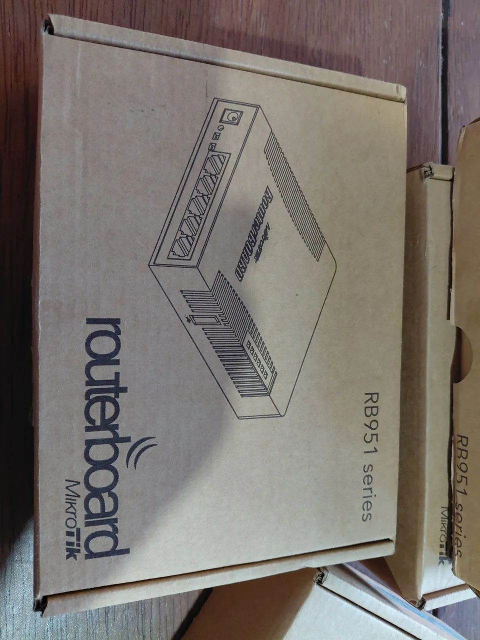 Roteador Mikrotik RB951 UI 2hnd Serie - Novo, Na caixa.s - Foto 4