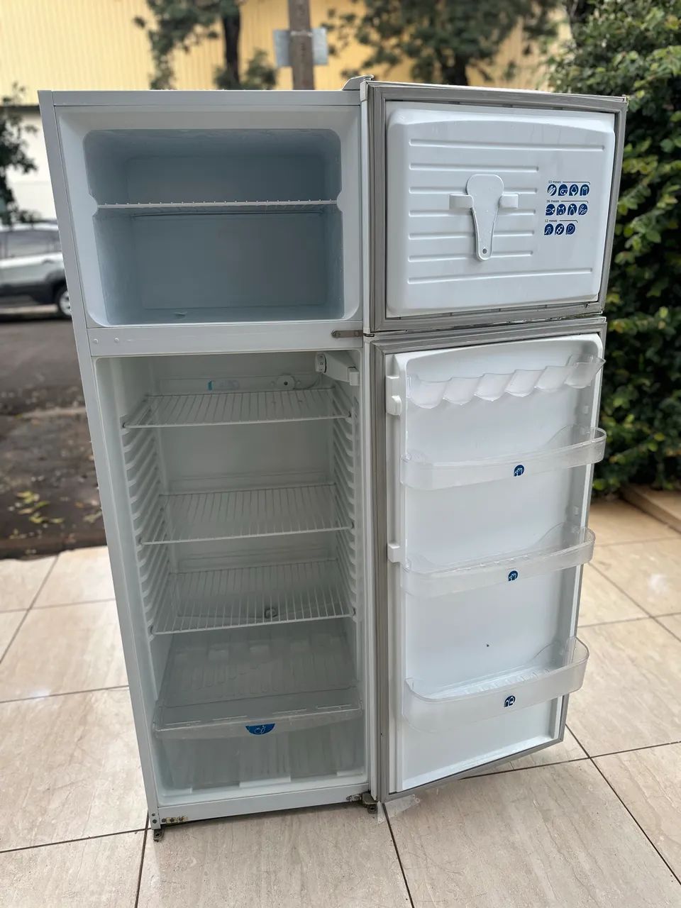 Geladeira Duplex 360L - Funcionando Perfeitamente ? - Foto 2
