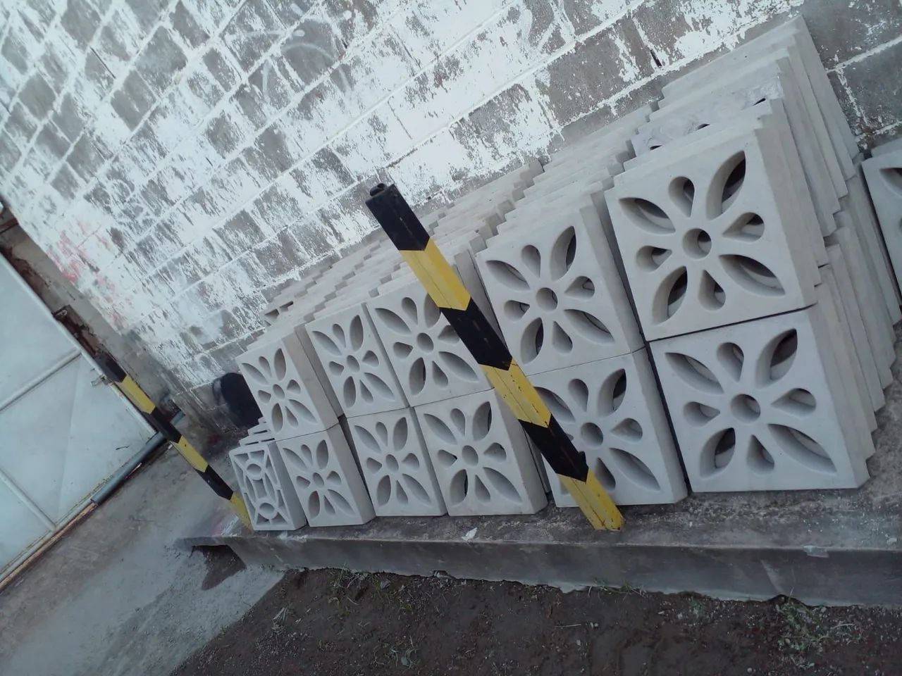 Pingadeiras e blocos de ventilação 11.99 - Foto 5
