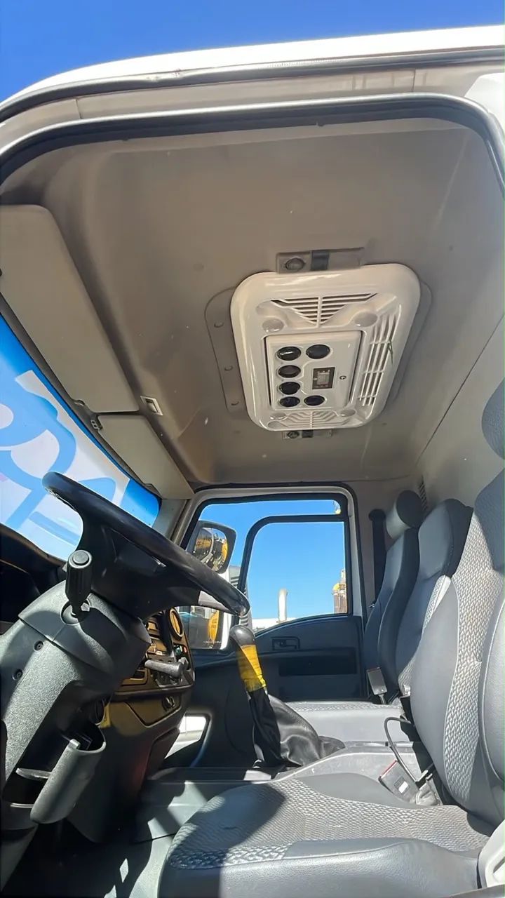 Ford cargo 1723 6x2 - Foto 4