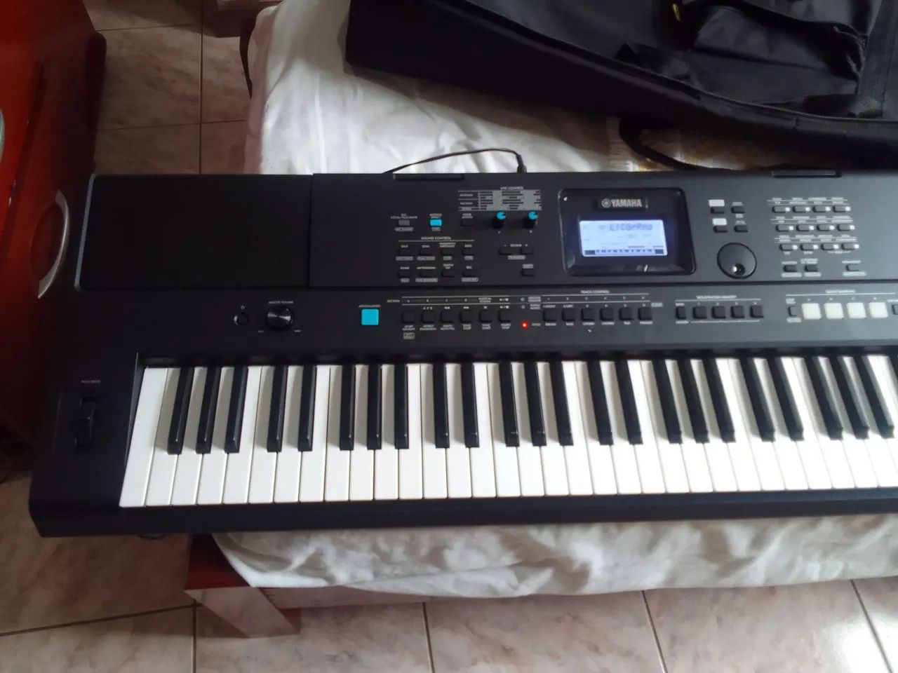 Teclado Yamaha PSR-EW425 - Foto 5