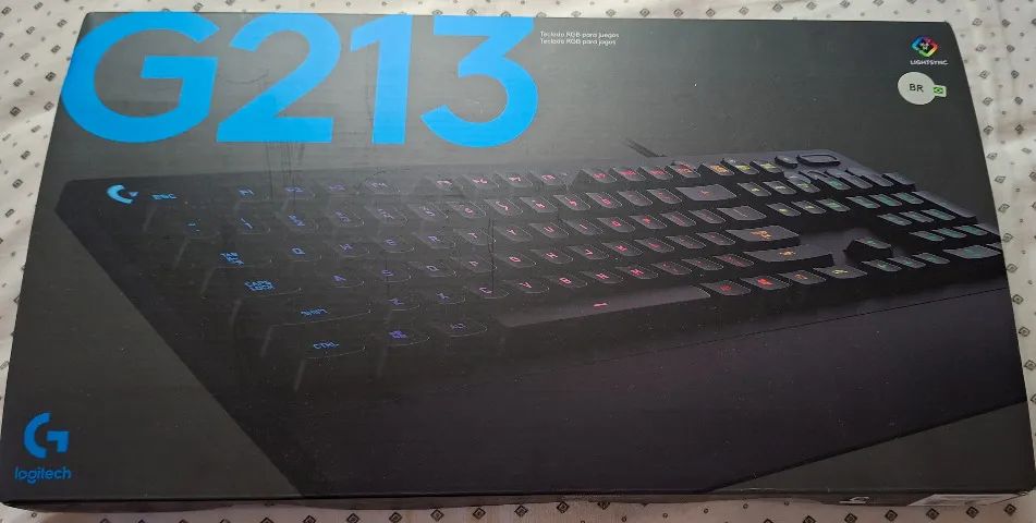 Teclado Gamer Logitech G213