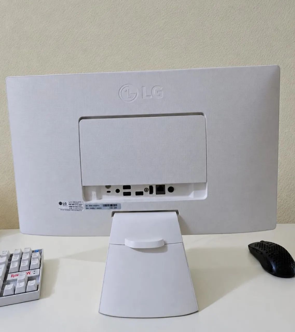 LG ALL IN ONE 22 - Foto 2