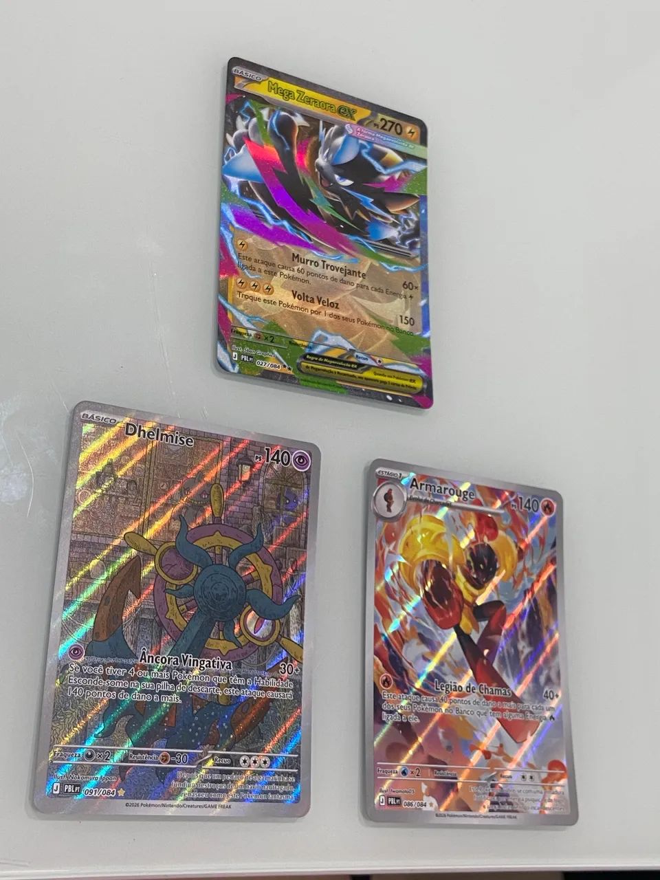 LOTE COM 3 CARTAS POKÉMON - RARAS E HOLOGRÁFICAS!  - Foto 2
