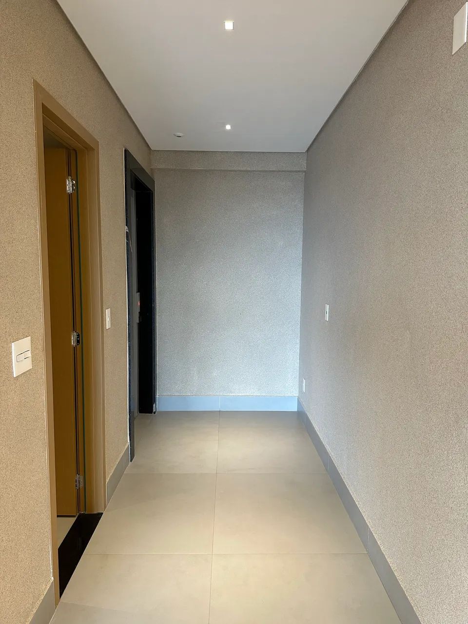 FINEST BUENO - Semi Mobiliado - Foto 2