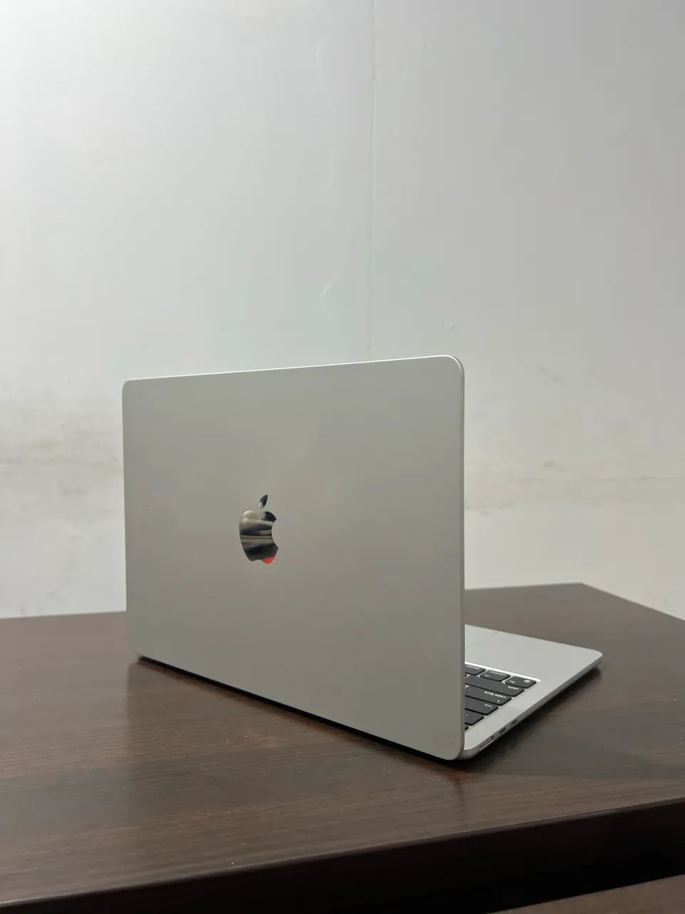 Vendo Macbook Air M2  - Foto 2