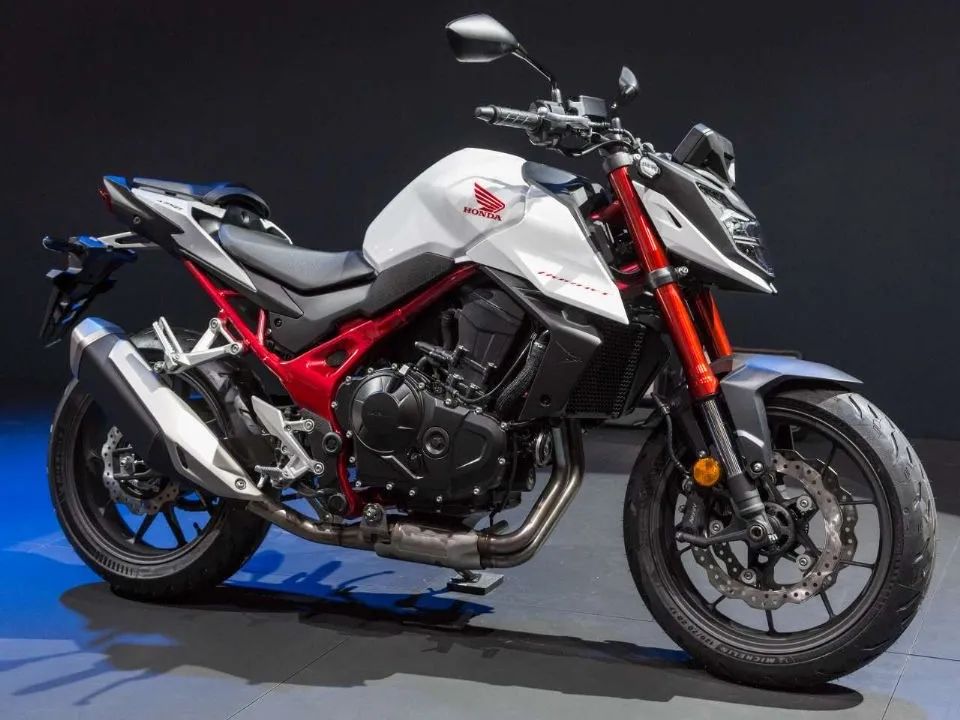 CB Hornet 750