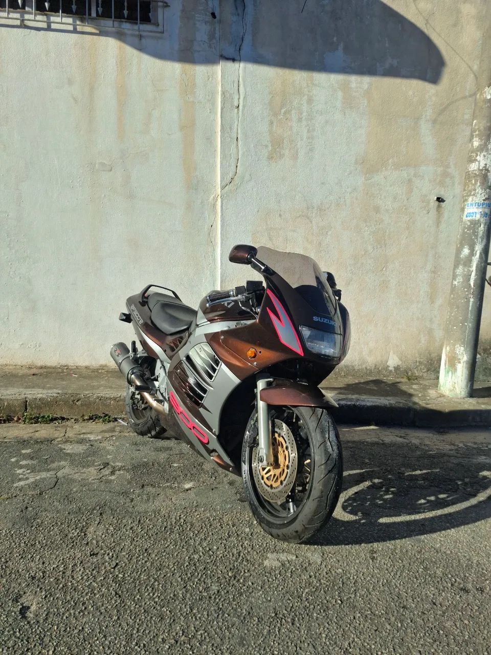 Suzuki RF900R 1998 - Foto 2