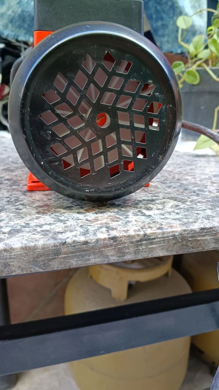 Bomba de  água marca intech - Foto 2