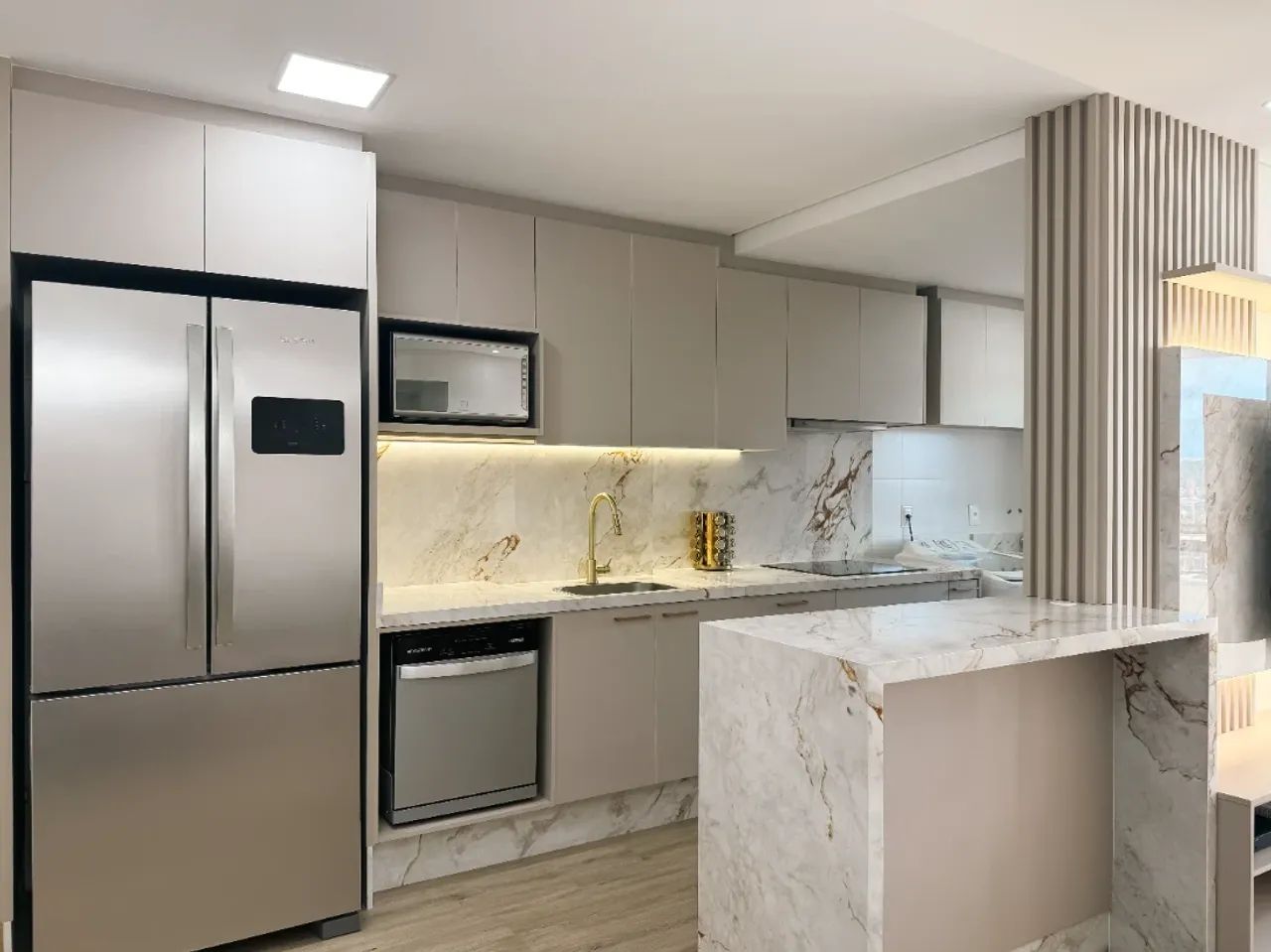 Apartamento 3 Quartos com 2 Suítes - Pedra Branca - Foto 2
