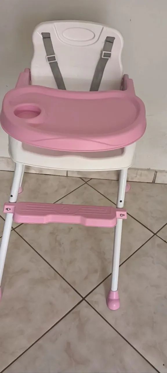 Vende-se cadeirinha alimentação bebê 