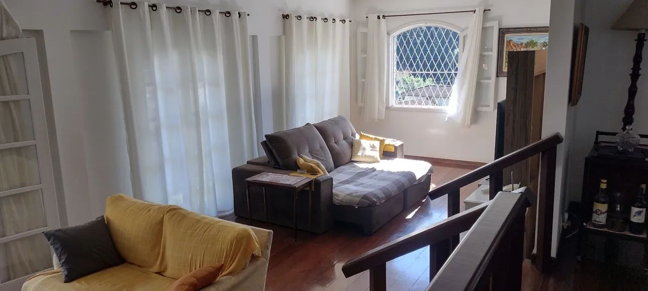 Oportunidade única!!! Casa triplex espaçosa e pertinho do Centro. - Foto 3