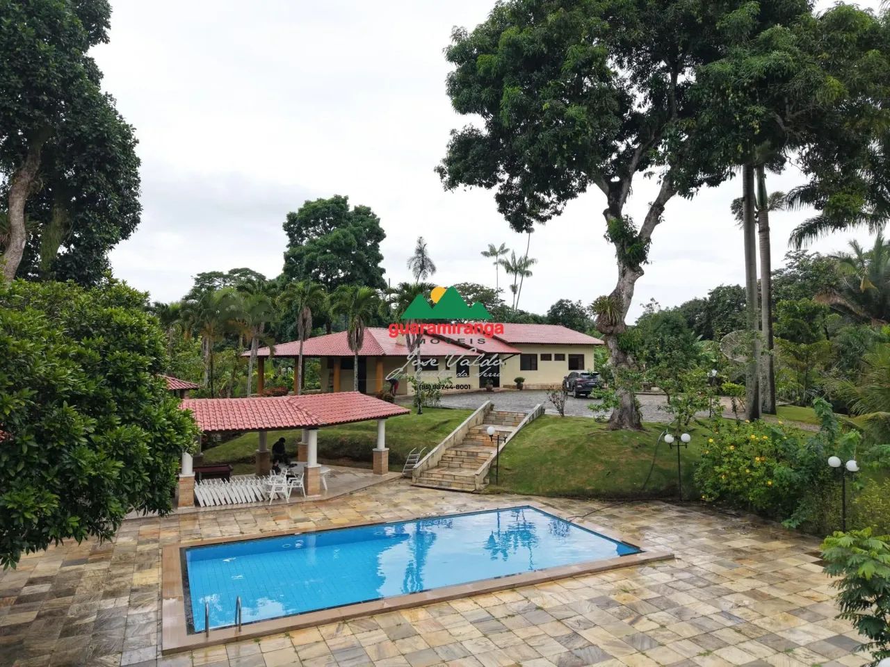 Refúgio de 8 hectares, com casa de 300 m², 5 suítes e mobiliada em Baturité/CE.