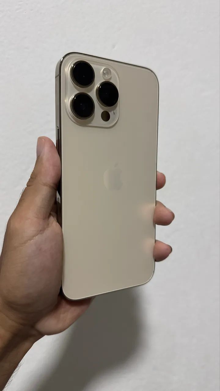 iPhone 14 Pro Max Gold
