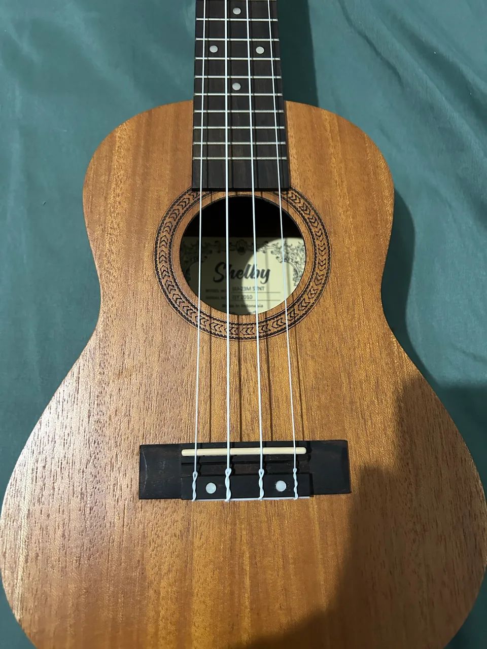 Ukulele Shelby