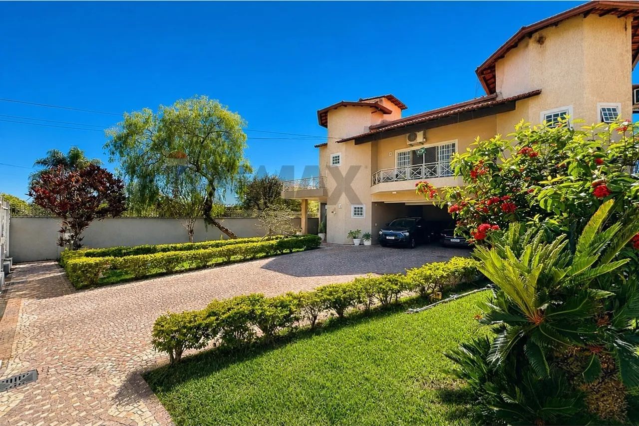 SHIS QI 29 Conjunto 1 Lago Sul Casa com 5 Quartos 3 Suítes Piscina e Espaço Gourmet