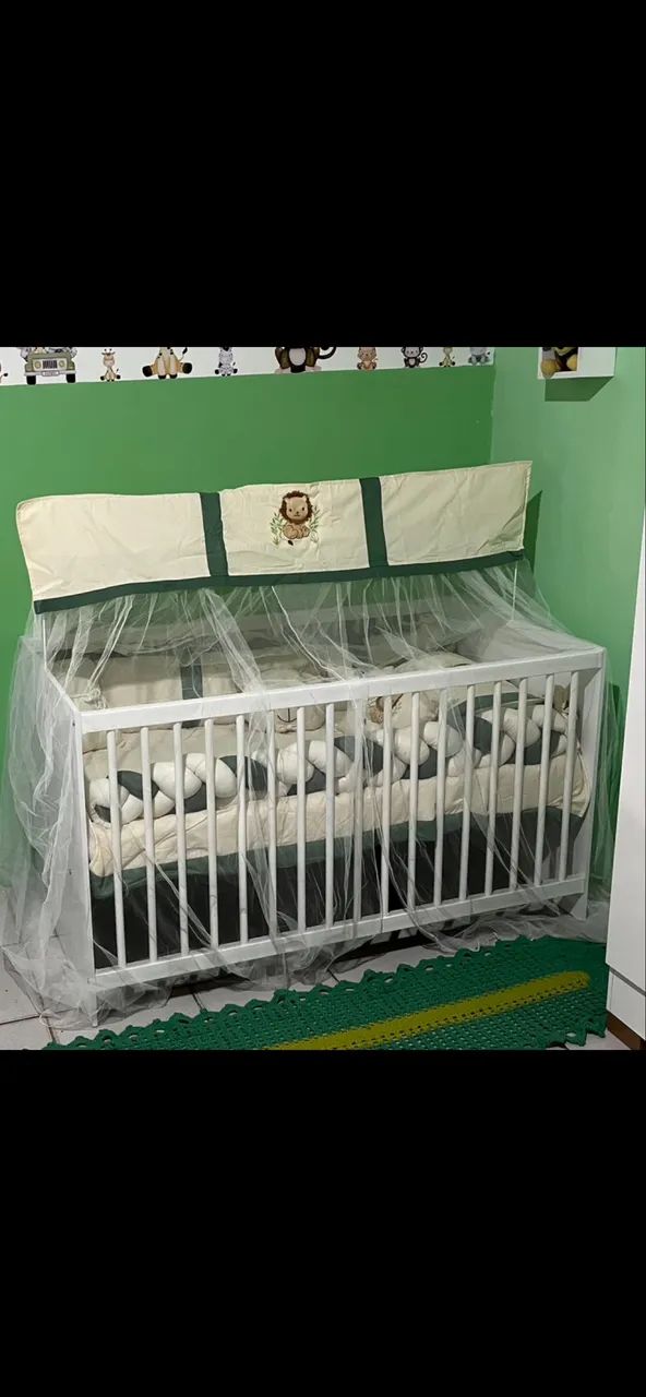 Vendo berço com colchão 