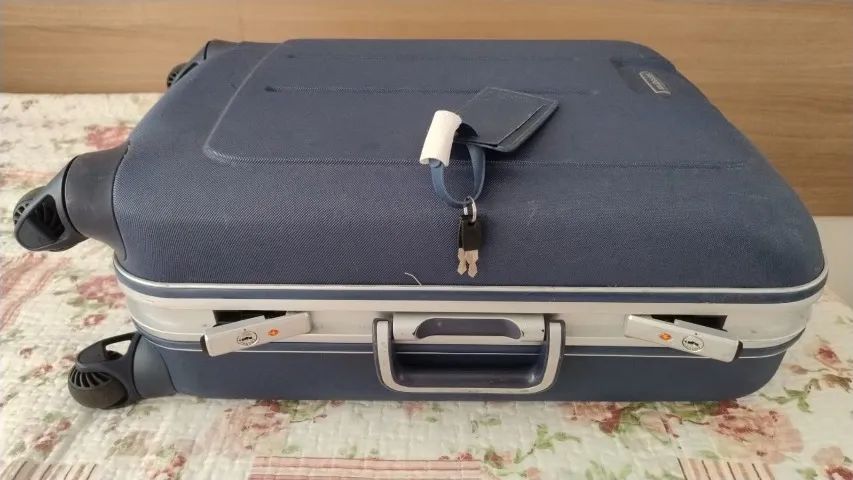 Mala Samsonite média em metal - Foto 5