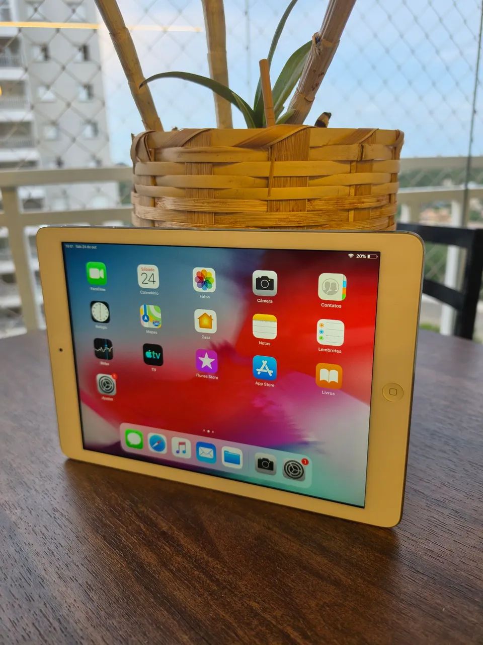 iPad AIR 1 gen ( bem cuidado )  - Foto 4