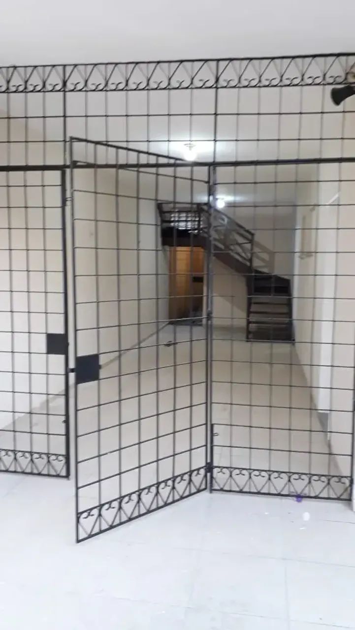 Imóvel para venda tem 247 metros quadrados com 6 quartos - Foto 2