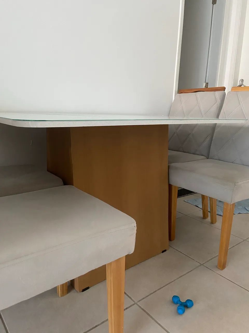 VENDO!! Mesa de jantar sofisticada 4 lugares. Excelente estado! - Foto 2