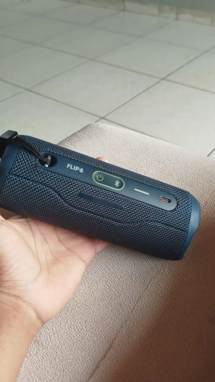 Vende-se JBL flip 6 original 