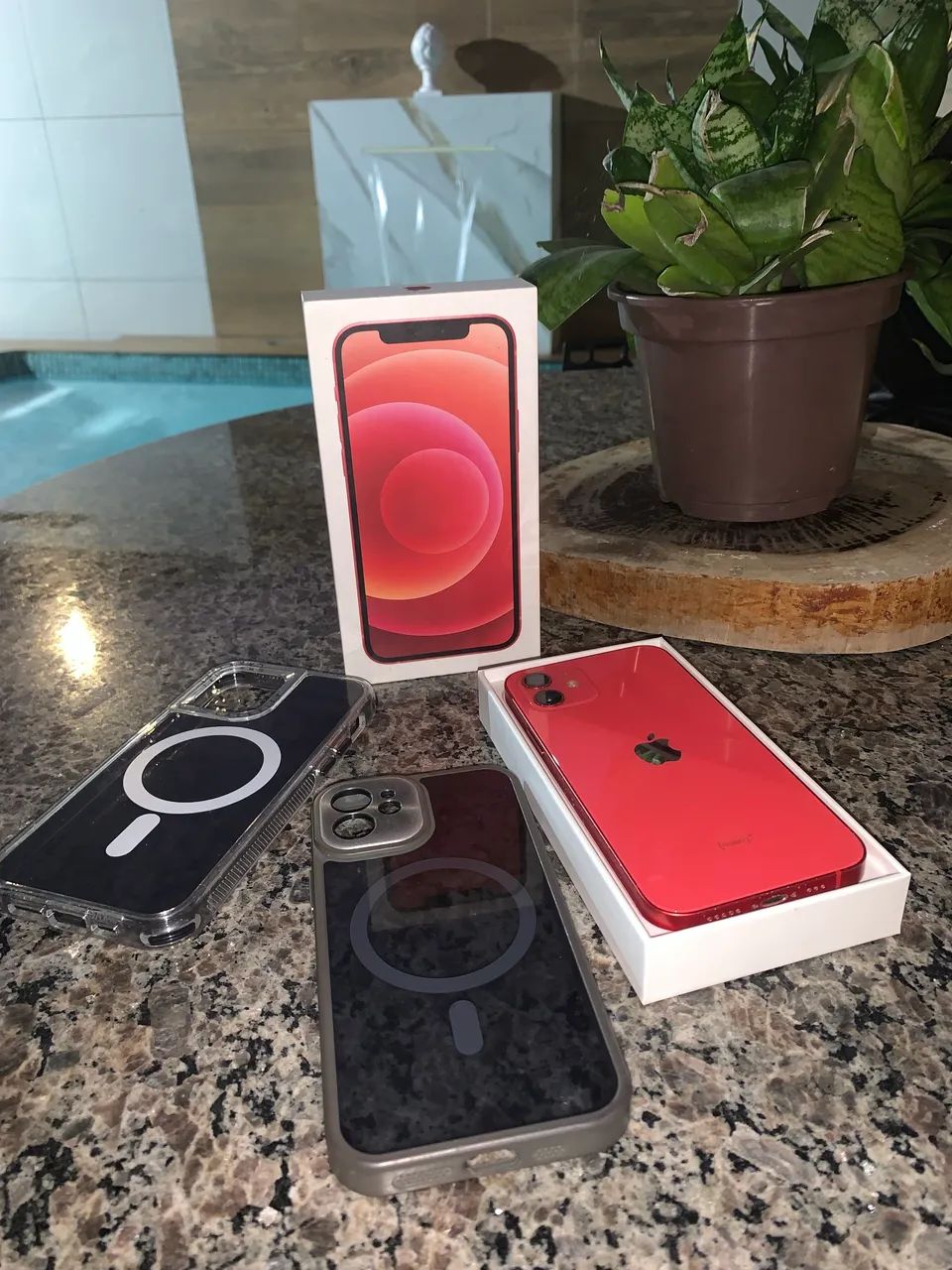 iPhone 12 64GB (PRODUCT) RED - Único dono - Original - Celulares e