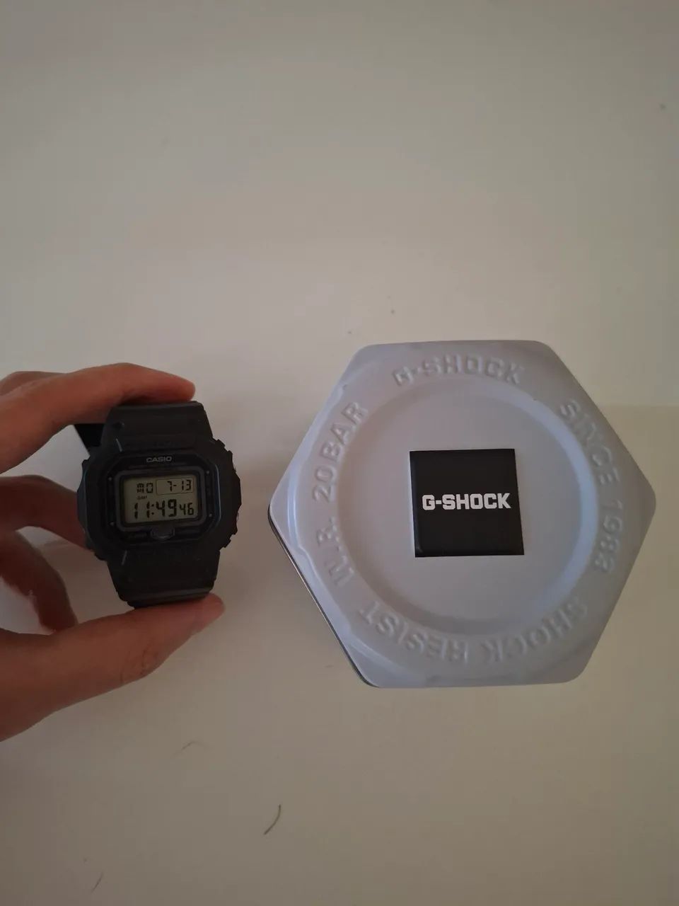 Relógio G-shock Gmds5600 com a Lata