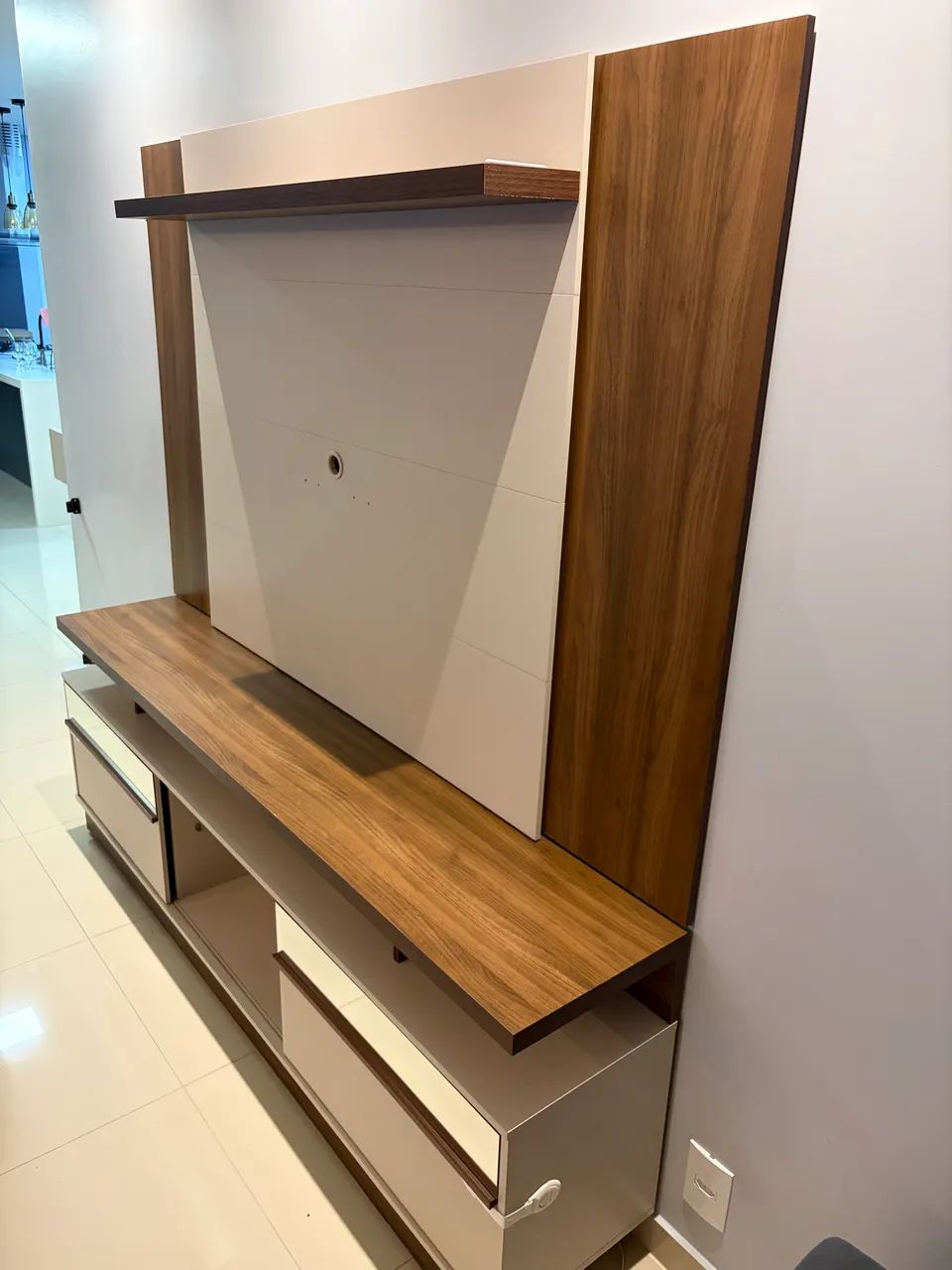 Painel de televisão com rack - Foto 2