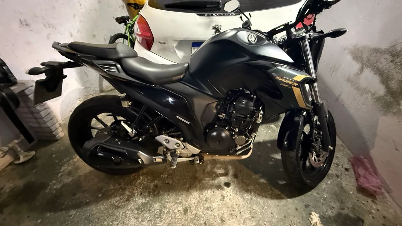 Yamara FZ25 ABS  - Foto 3