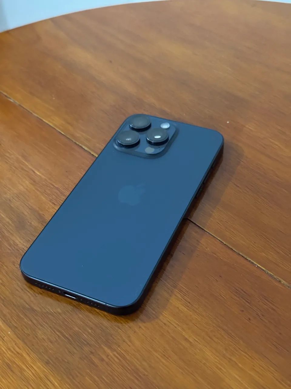iPhone 15 Pro Max 256gb - Sem Detalhes 