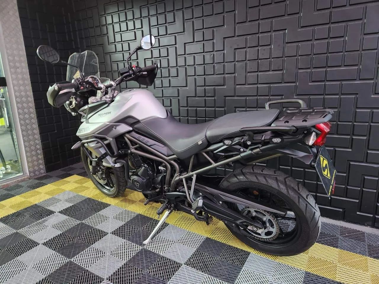 TIGER 800 XRX  PRATA 2017/2018 - Foto 2