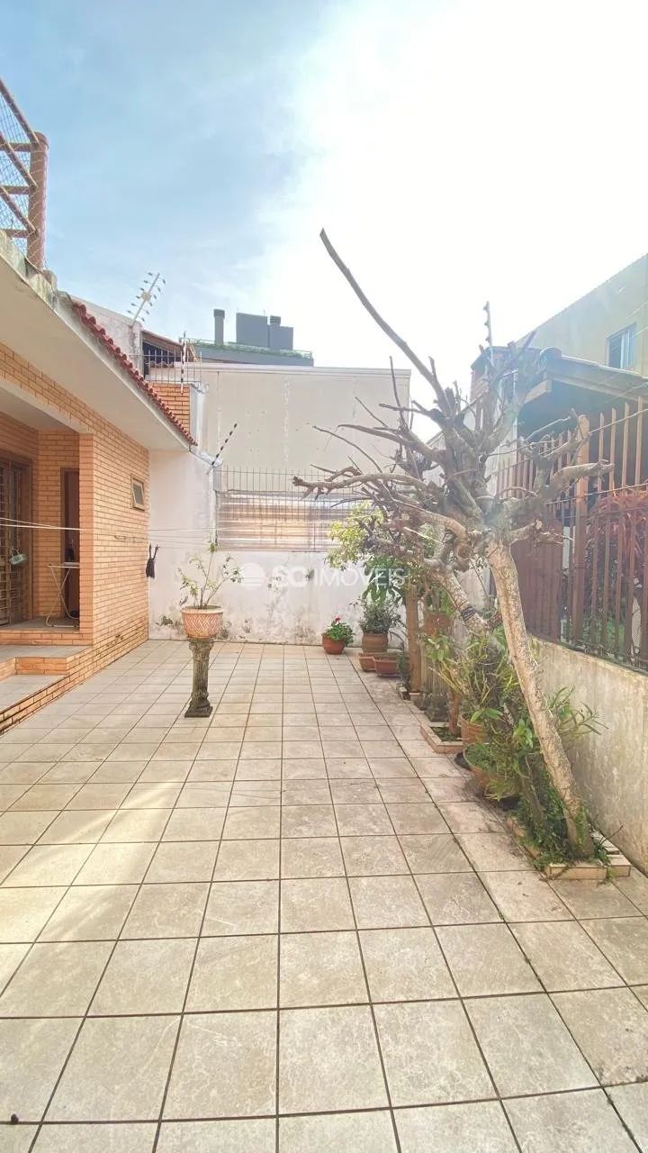 Casa com 6 suítes bem no centrinho - Foto 3
