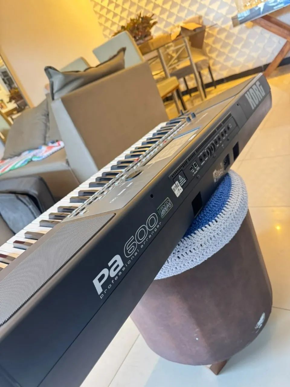 TECLADO KORG PA600 BR - Foto 4