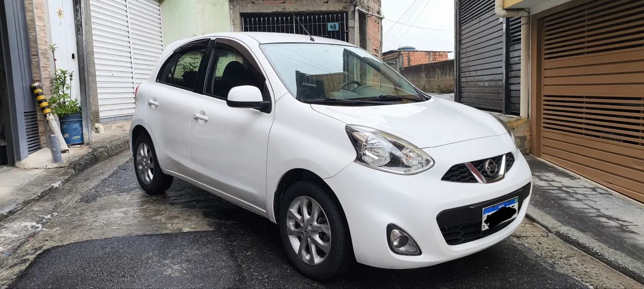 Nissan March SV 1.6 16V FLEXSTART 2017