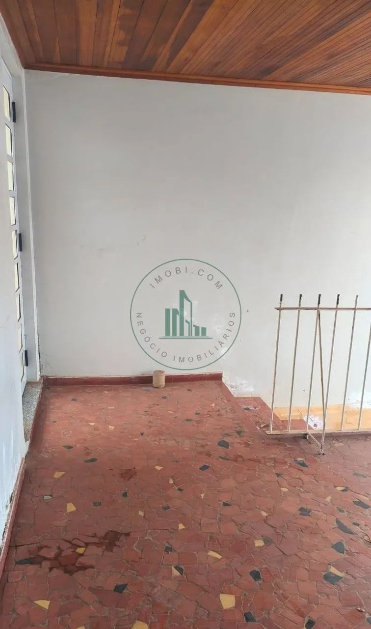 Casa no Centro c/ 3 Dorms, 2 Banheiros e Potencial comercial - Foto 5