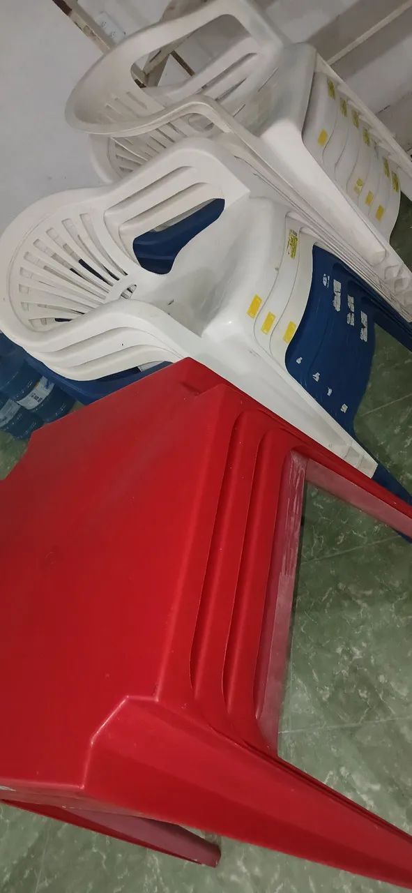 4 jogos de mesa e cadeira completo - Foto 2