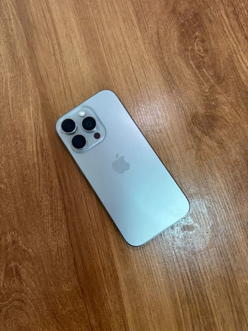 iPhone 16 pro  - Foto 2