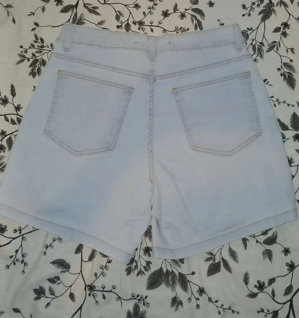 Short jeans Renner tam. 42 com elasticidade  - Foto 2