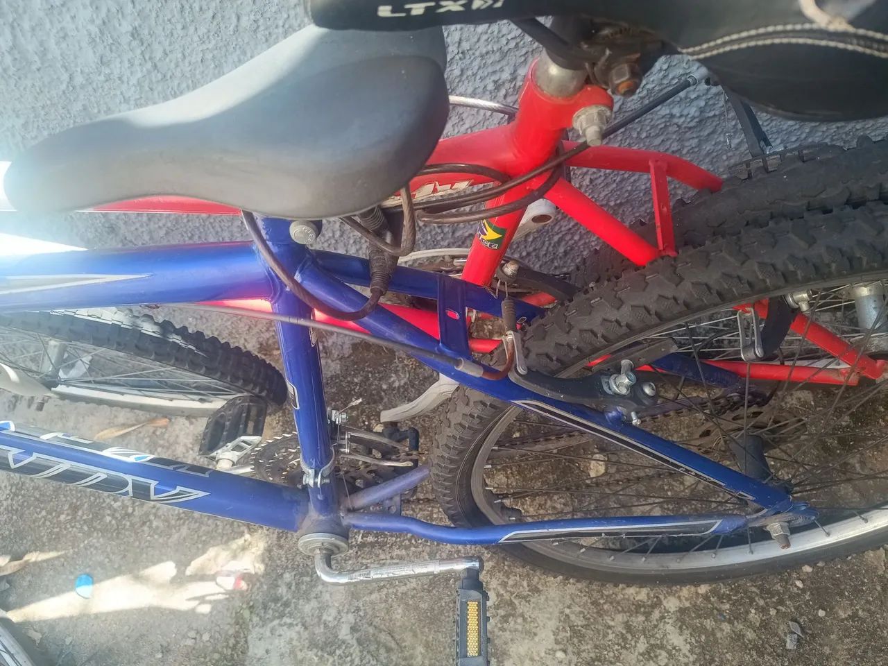 Vendo barato 2 bicicletas para sair rápido  - Foto 3