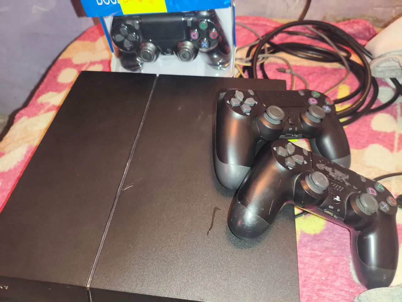 Ps4 com 3 controle  - Foto 3