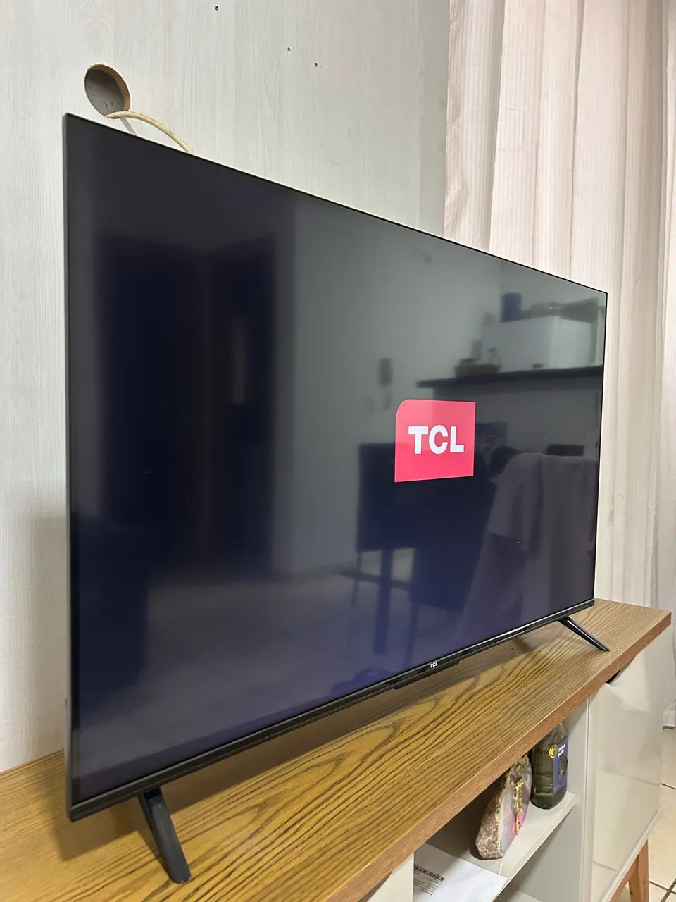 Vendo Smart TV TCL 43 Polegadas LED 4K UHD - Foto 3