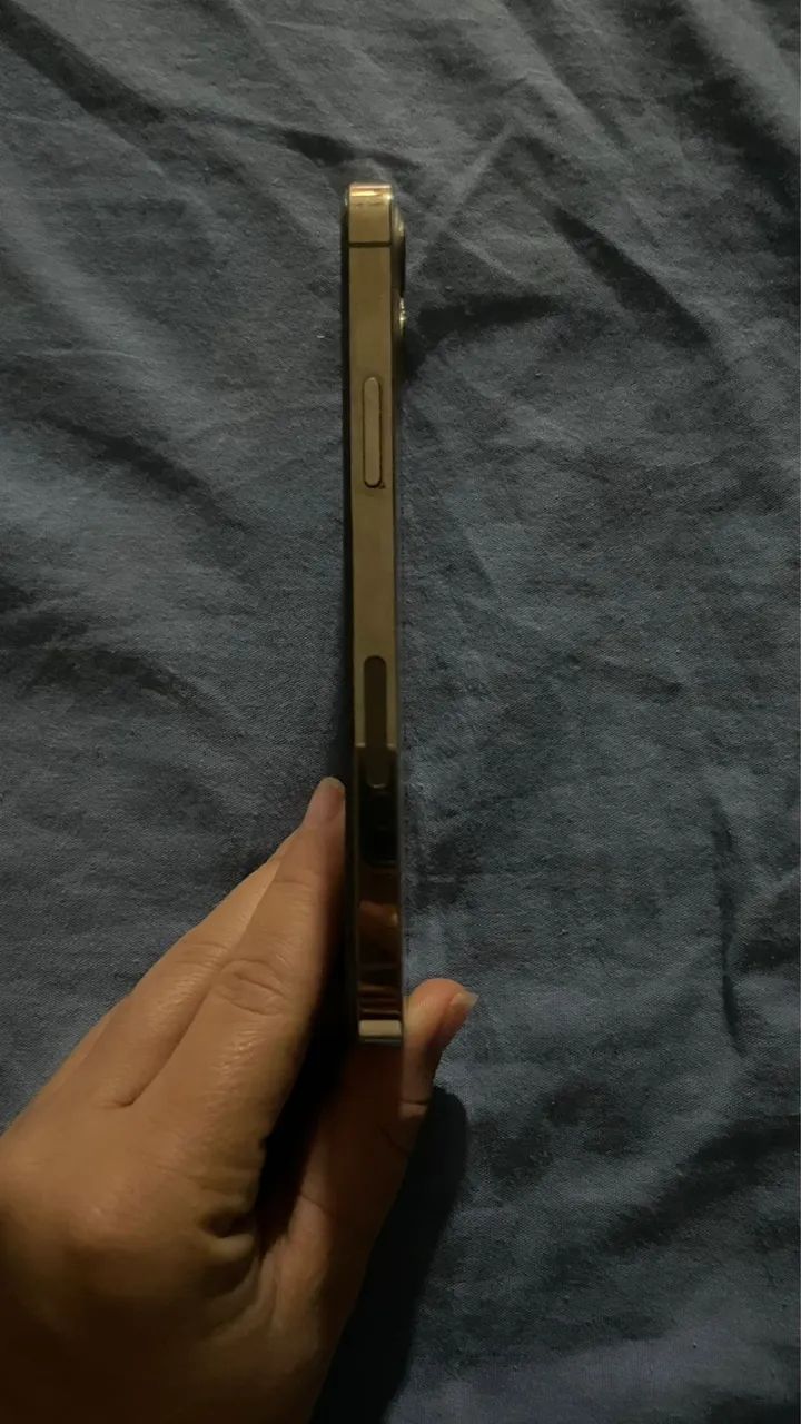 Vendo iPhone 12pro 256gb em ótimo estado  - Foto 3