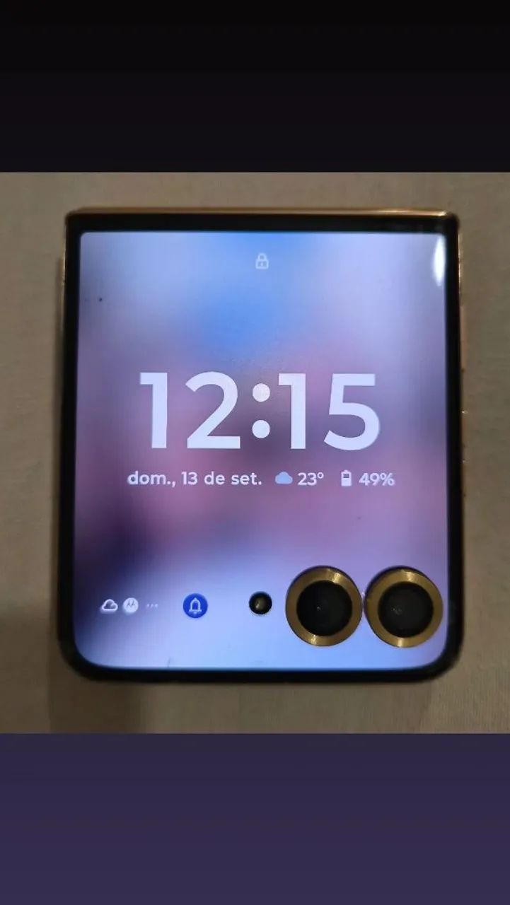 Celular Razr 50