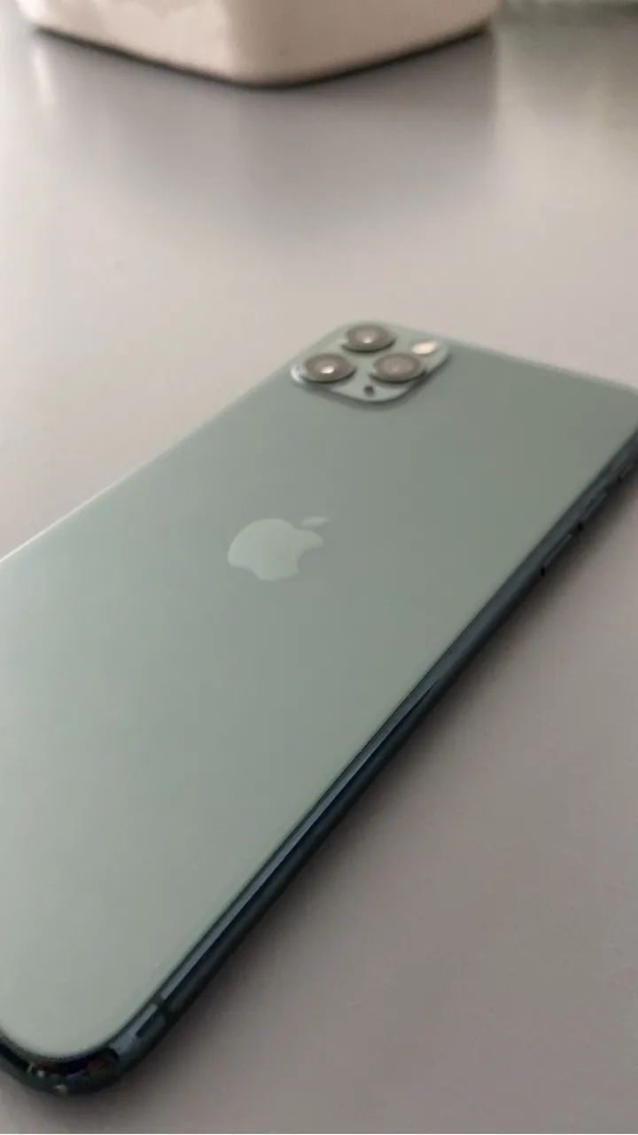 iPhone 11 Pro Max prata  - Foto 2