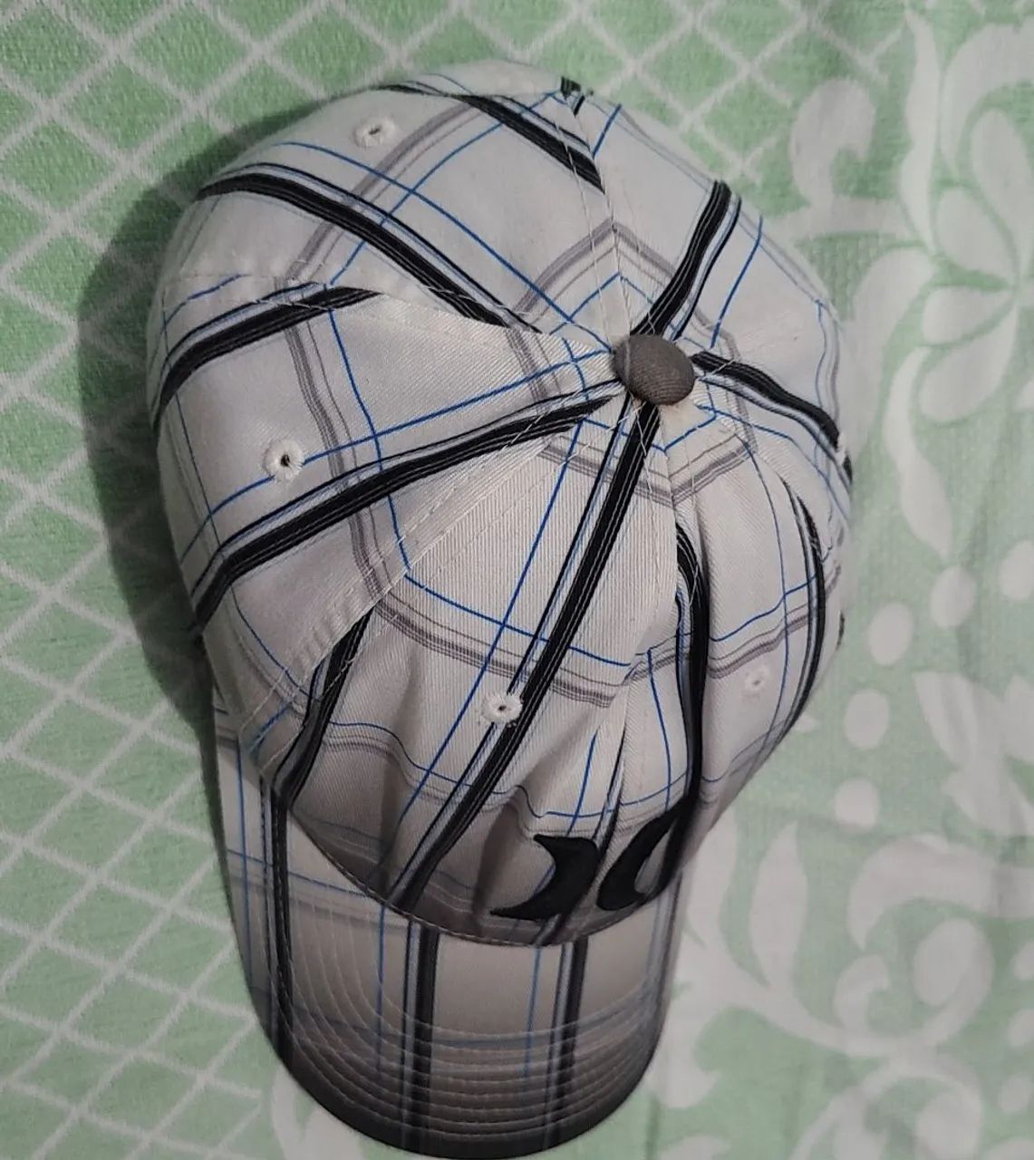boné da marca Hurley, modelo Flexfit  Importado Tam único  - Foto 2