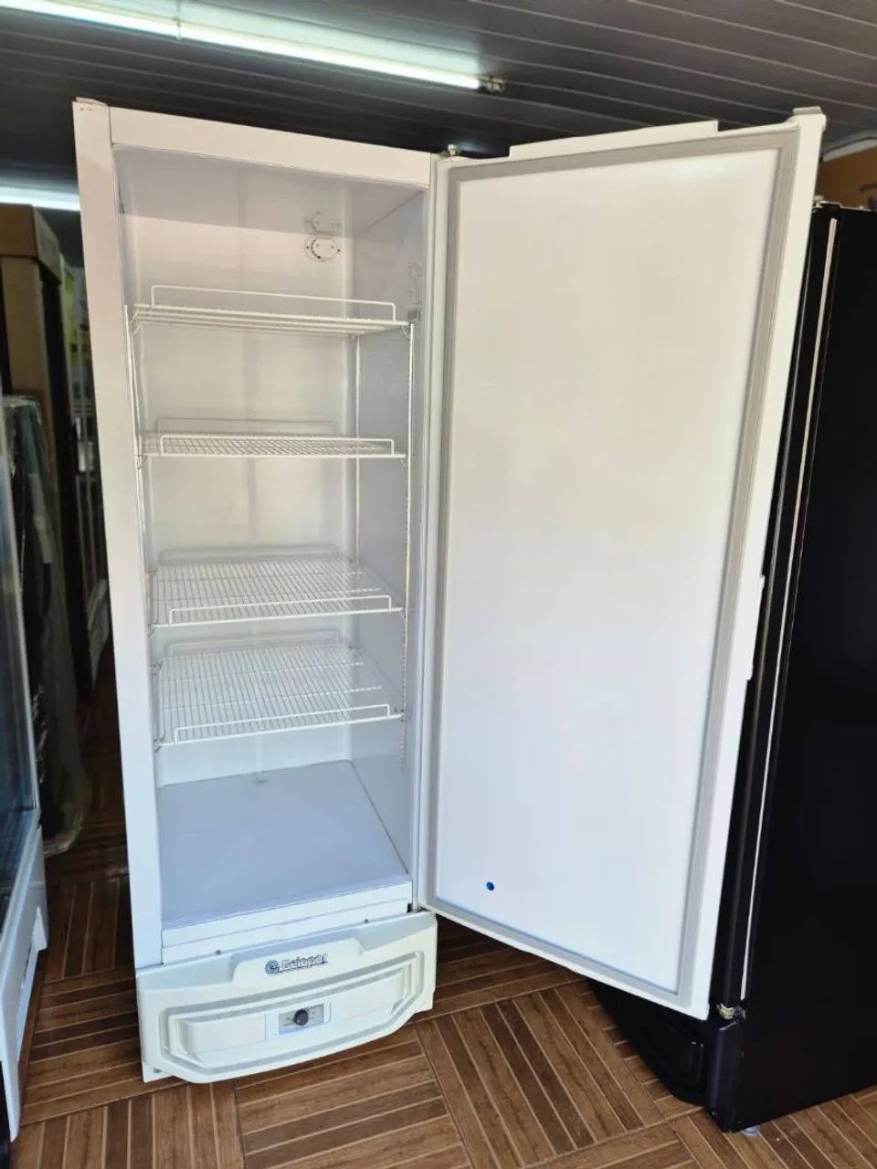 Freezer Vertical Gelopar 570 litros 